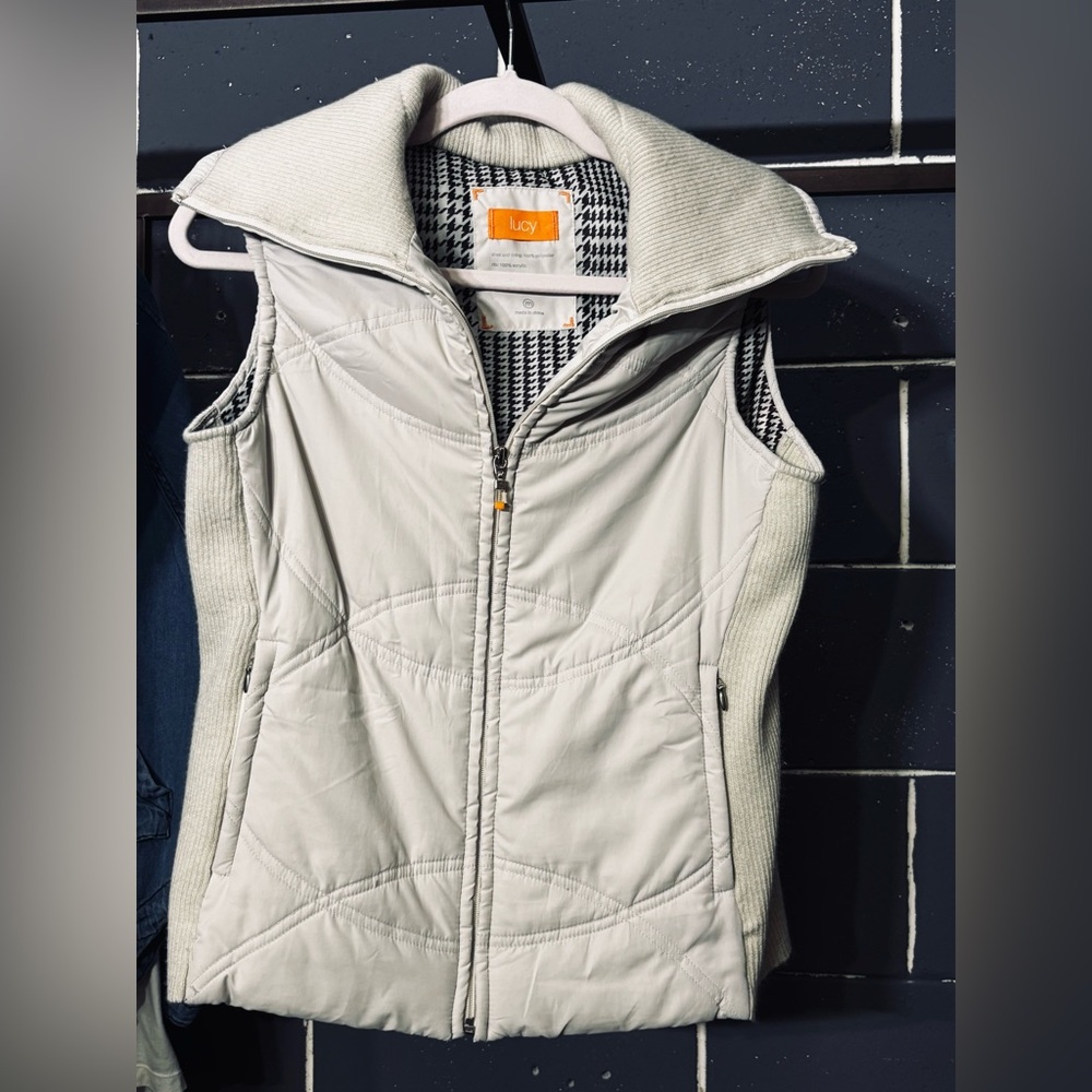 Lucy Cream Quilted Zip-Up Vest